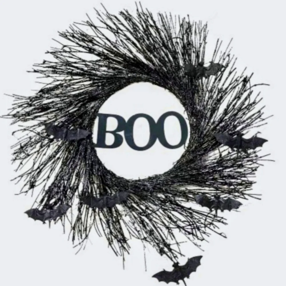 New Holiday Home LED light up Black Boo Wreath. Fall halloween. Black & silver.